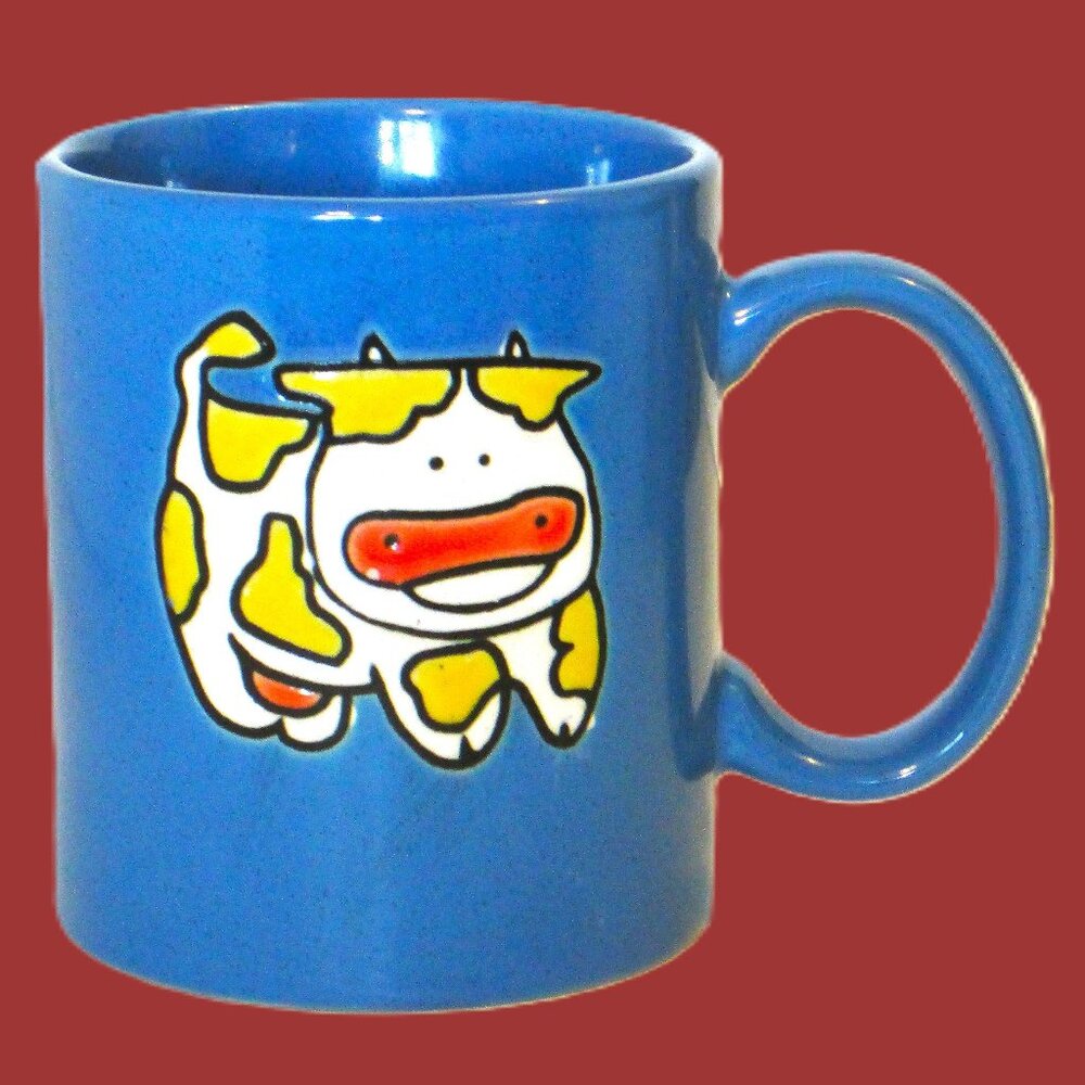 NWT Coweeeeeee Sea blue  yellow spots on white cute mug NWT